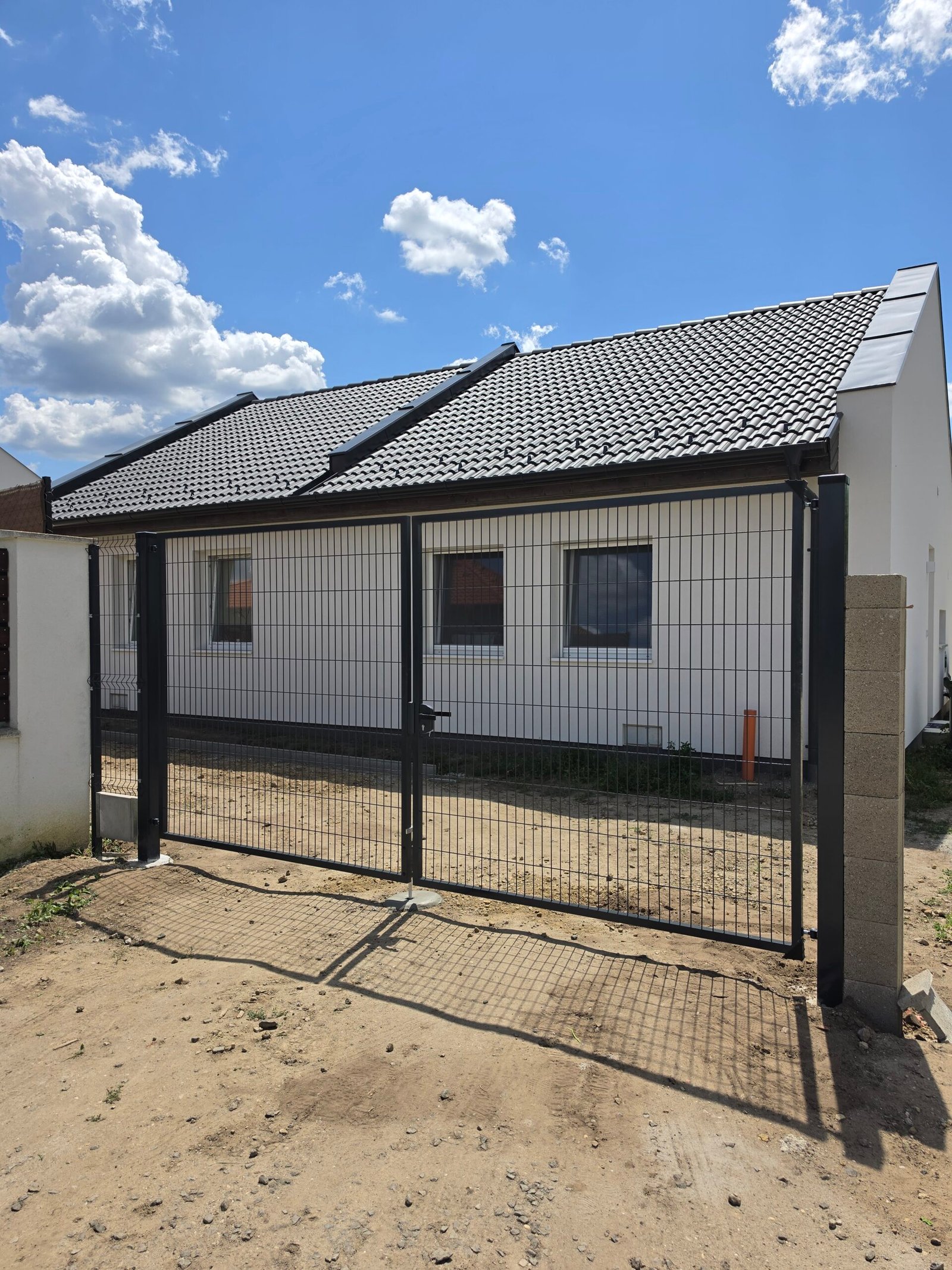 Kétszárnyú Kapu Antracitszürke 3000x1700